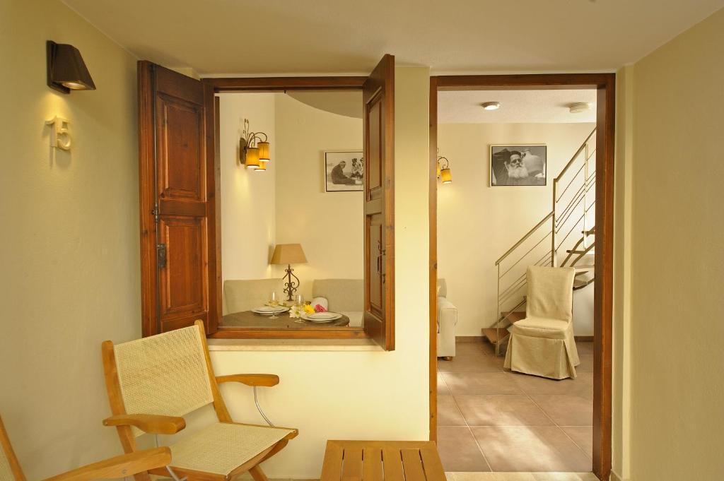 Apartment - Split Level,686934849:JPEG